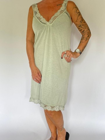 93f7572b 89e1 42cc b300 2a87f3ce1ca2