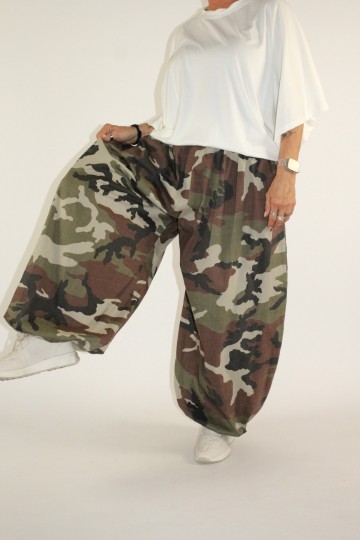 Baggy camouflge broek