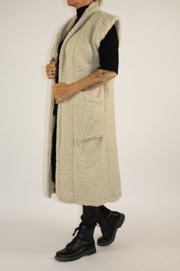 Boucle gilet creme